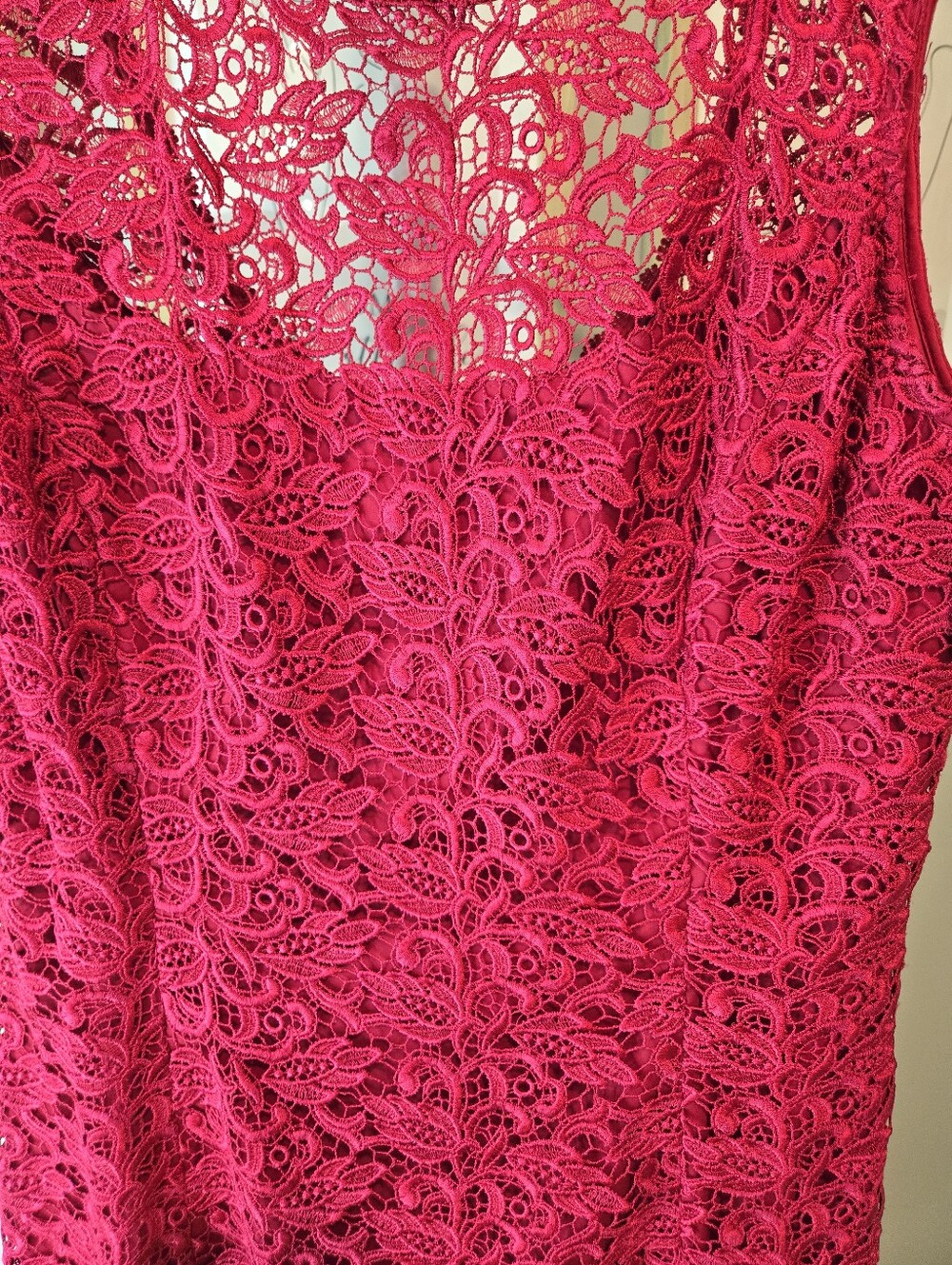 🔥NWT WHBM Gorgeous Red/Fuchsia Lace Midi Dress - Picture 2 of 16